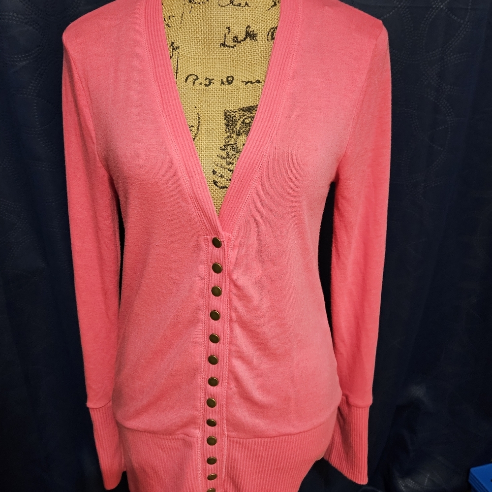 Zenana Outfitters Snap Front Cardigan Sweater Sz MED- Pink. 003